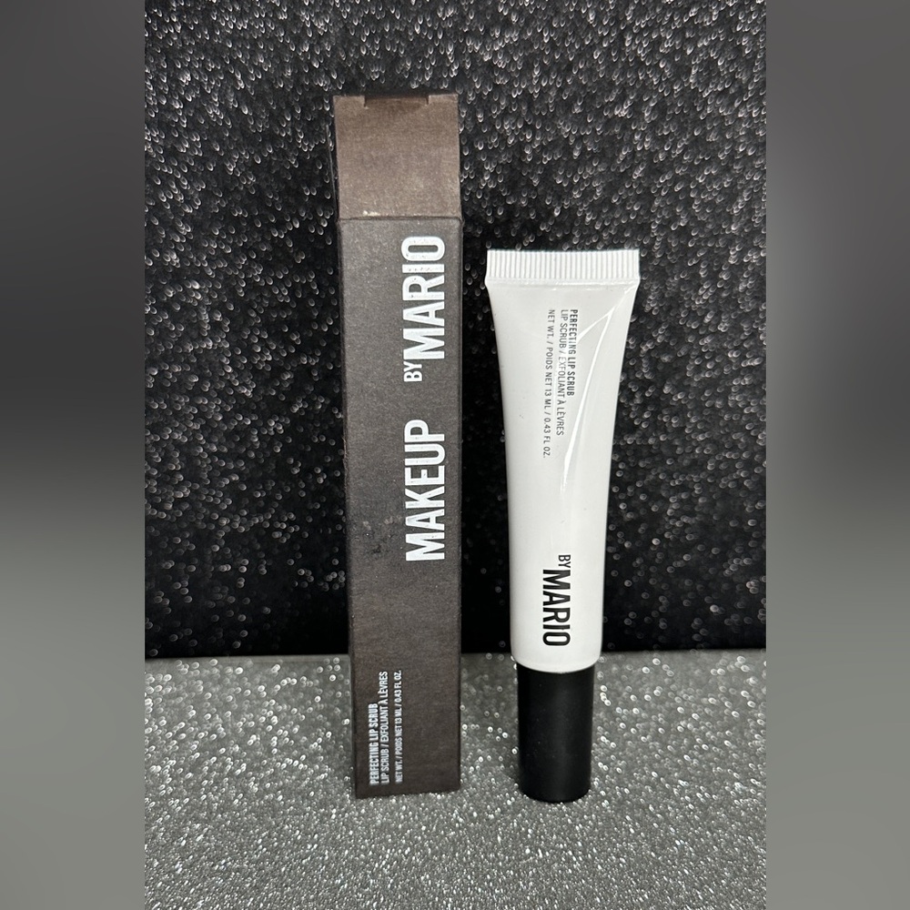 Makeup By Mario Perfecting Lip Scrub